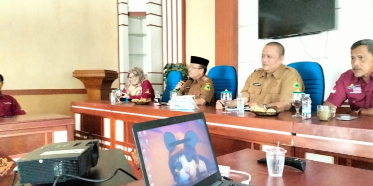Silaturahmi Plh. Kadinsos dengan Seluruh Pendamping PKH Kabupaten Kuningan